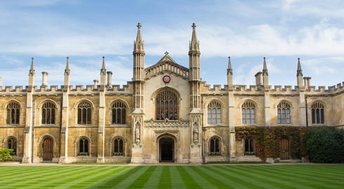 Cambridge Üniversitesi'nin Eğitimi Nasıldır?