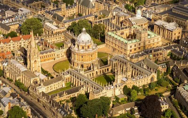 Oxford Üniversitesi'nin Eğitimi Nasıldır?